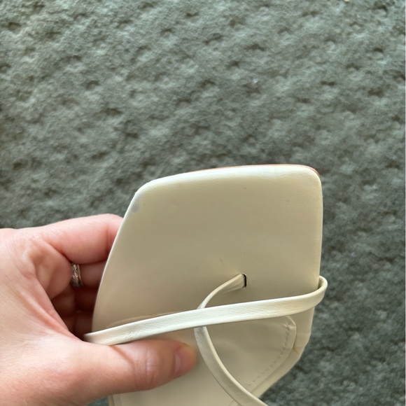 Zara white strappy kitten heel - Picture 5 of 6